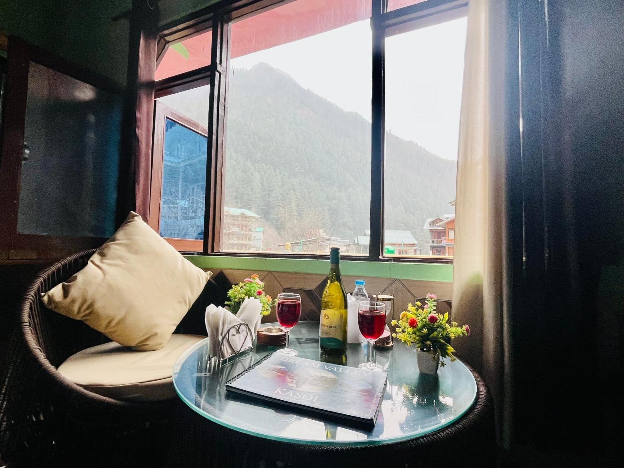 Russian Unit Kasol By Valley Luaran gambar