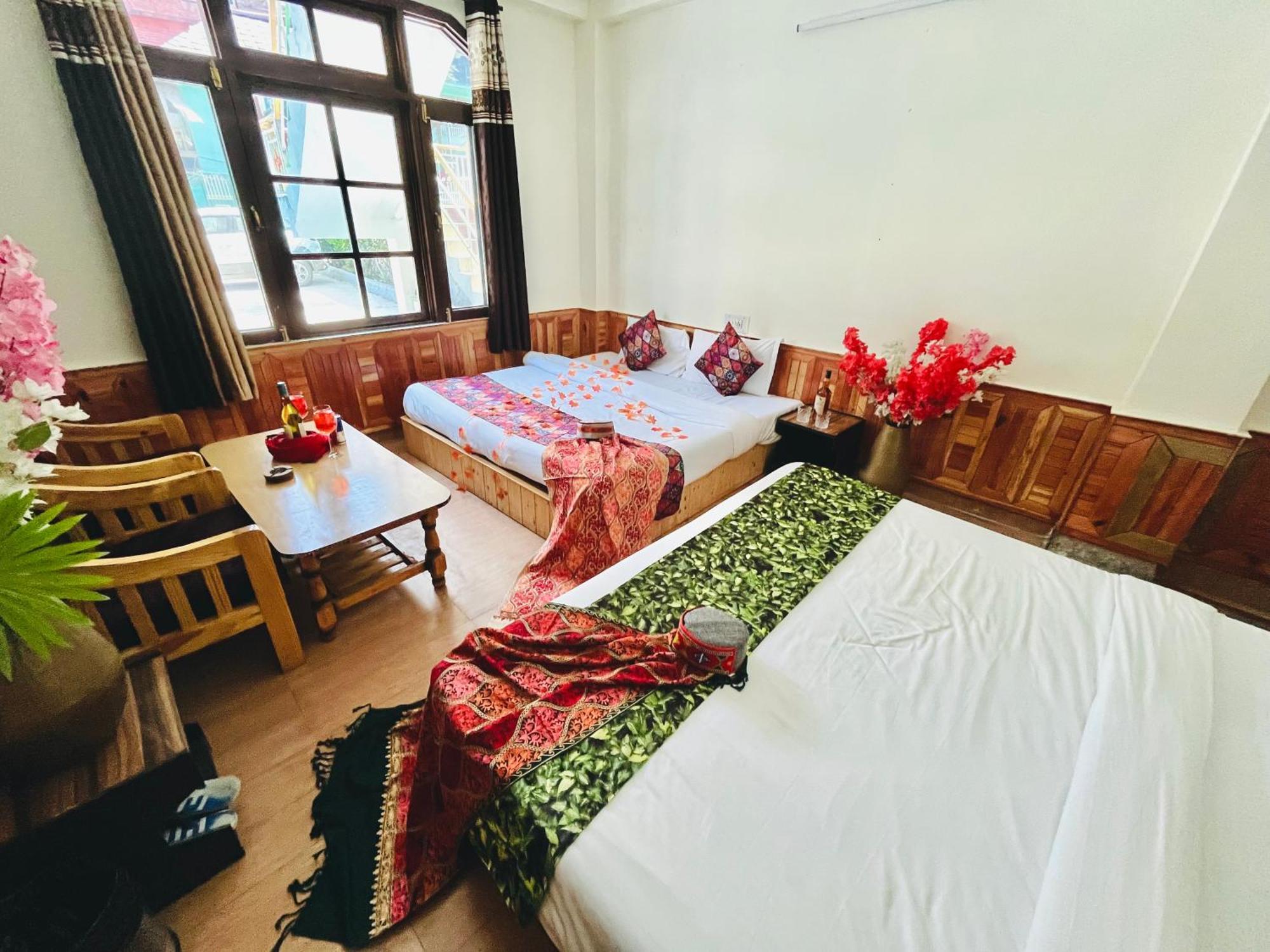 Russian Unit Kasol By Valley Luaran gambar